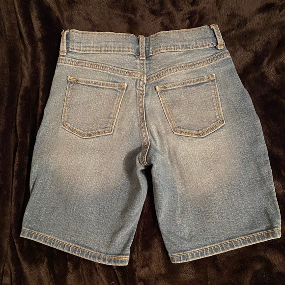 Old Navy Jean Bermuda Shorts - Picture 4 of 6